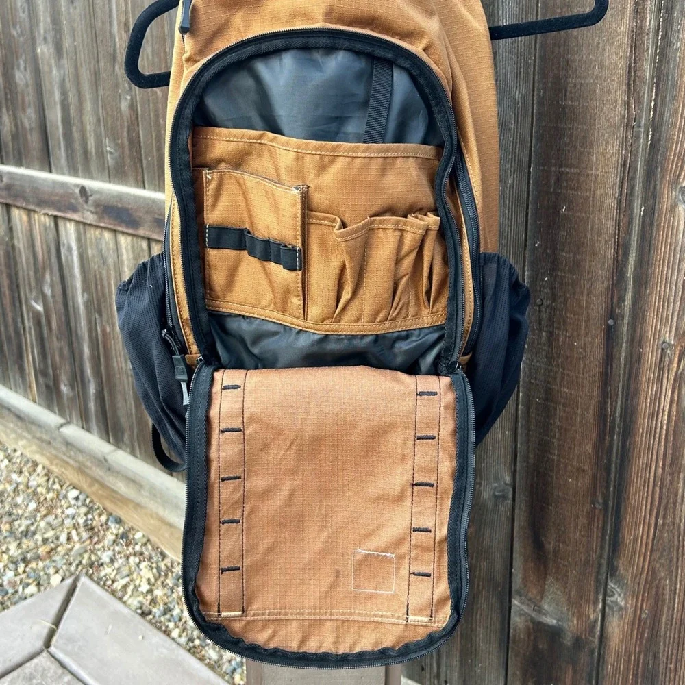 Carhartt Cargo Series 25L Backpack Cordura Brown Hook N Haul Work Daypack